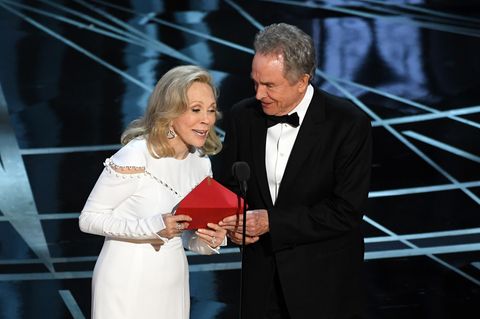 Faye Dunaway verkündet den falschen Oscar-Gewinner