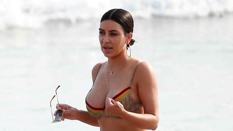 So sehen Kim Kardashians Kurven ohne Photoshop-Bearbeitung aus