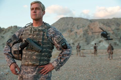 Brad Pitt in seiner Rolle als General Dan McMahon im Netflix-Film "War Machine"