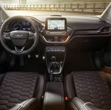 Gestepptes Leder und exklusive Ausstattungsdetails wie ein Bang & Olufsen-Soundsystem gehören beim Fiesta Vignale stets zum guten Ton. 