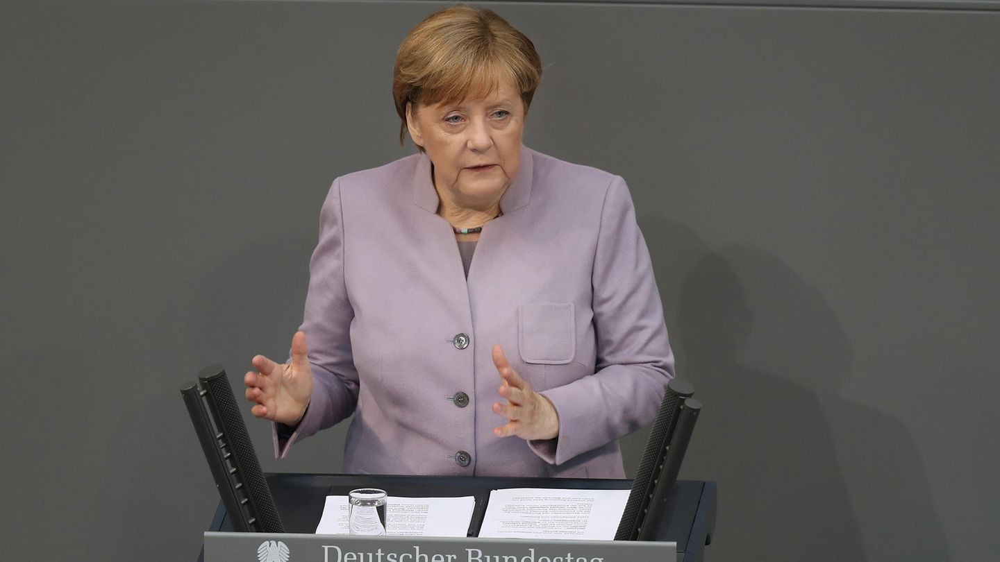 Angela Merkel Bundestag