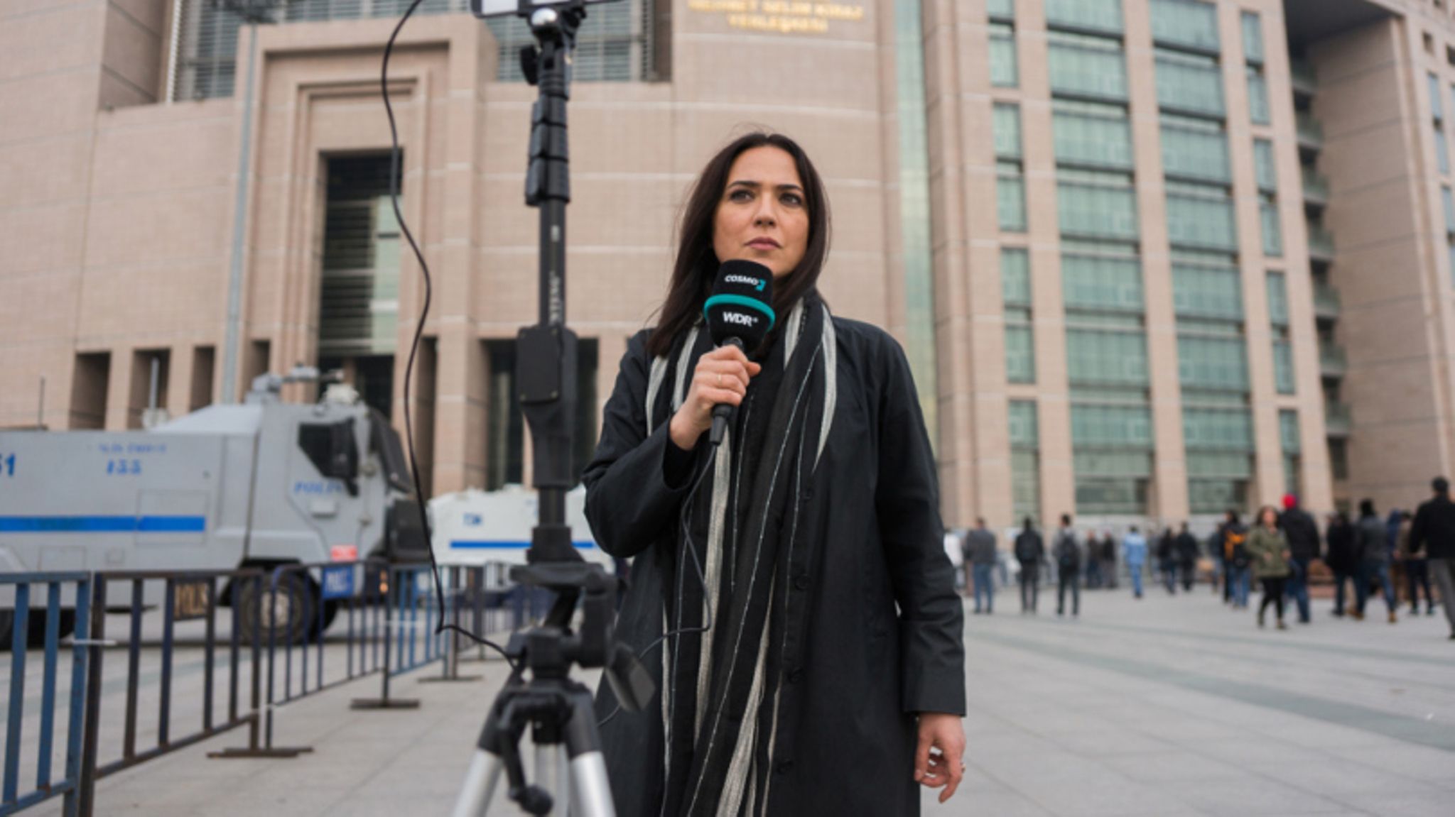 Nannen Preis Sonderpreis für türkische Journalistin Banu Güven STERN.de