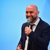 Nannenpreis 2017: Serdar Somuncu auf der Bühne