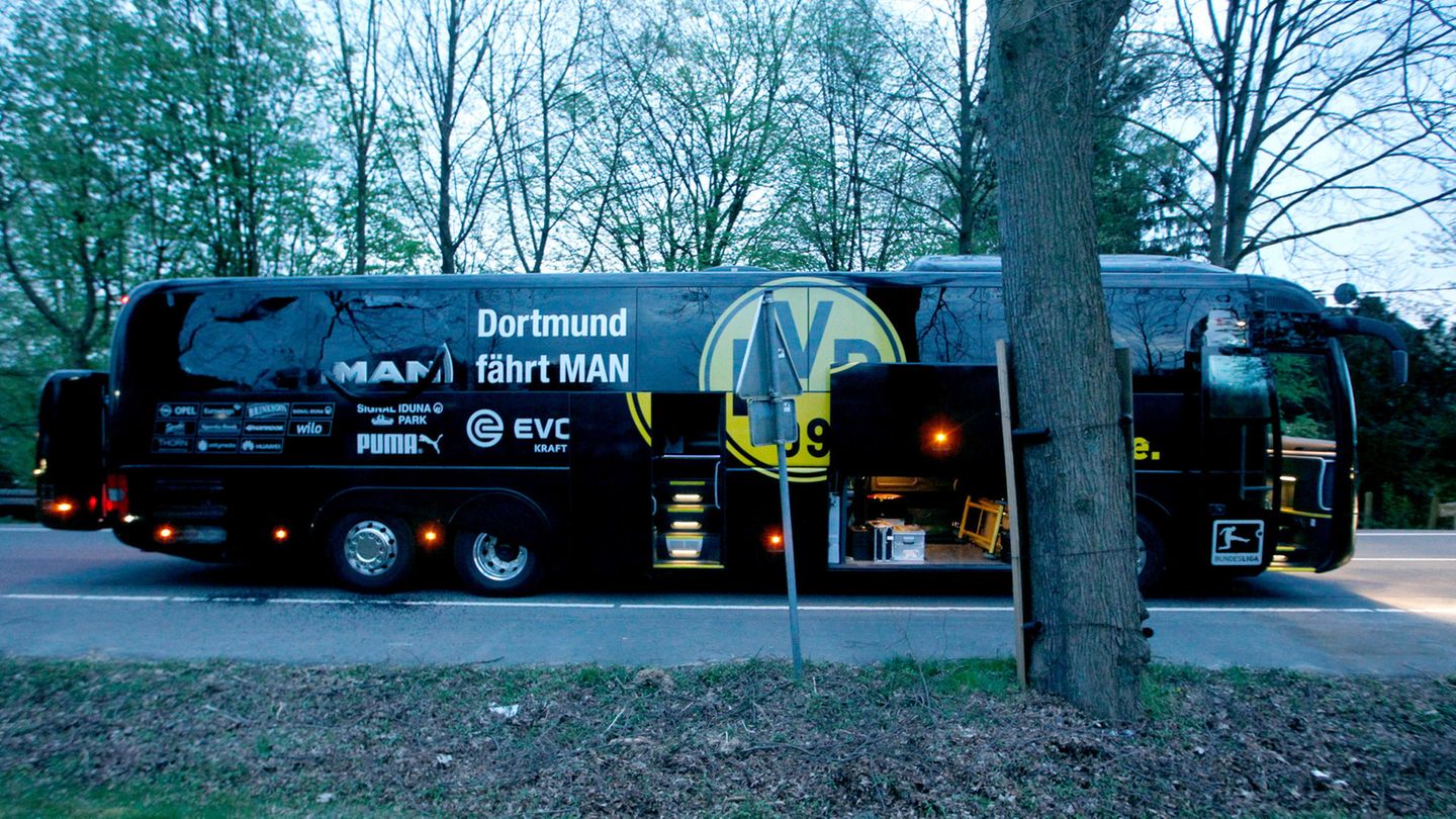 Anschlag BVB-Bus