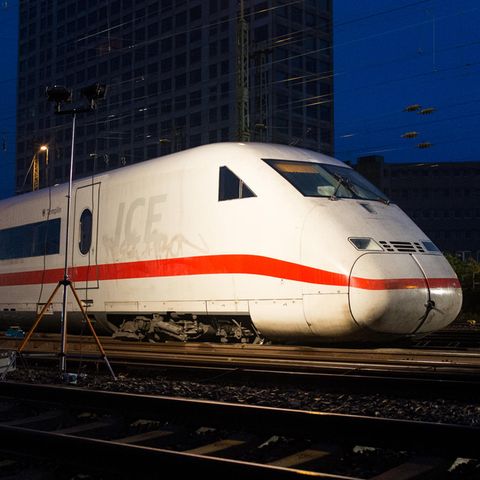 Bei dem ICE-Unfall in Dortmund wurden zwei Passagiere verletzt.