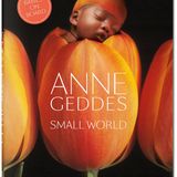 Anne Geddes: "Small World" ist im Taschen Verlag erschienen und kostet 49,99 Euro.