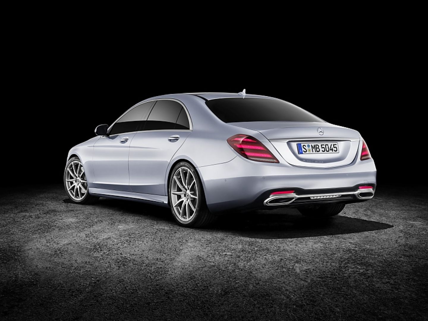 Bei der überarbeiteten S-Klasse wird der neue Diesel als 350d und 400d eingesetzt