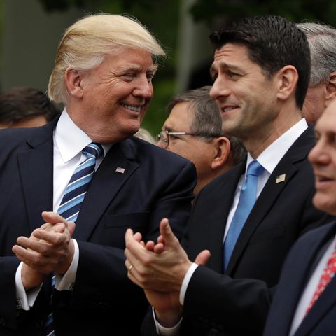 Donald Trump und Paul Ryan haben die Gesundheitsreform doch noch durch das Repräsentantenhaus bekommen