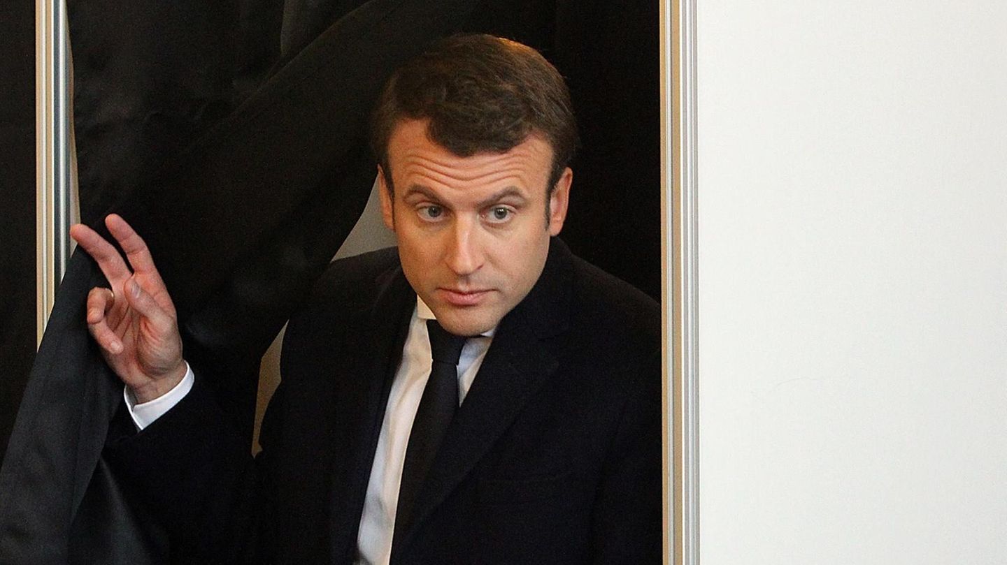 Macron laut erster Prognose vorn