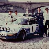 Dieter Röscheisen (rechts) mit Walter Röhrl (Mitte) und Christian Geistdörfer (ganz links)