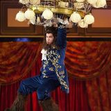 Adam Devine als Biest