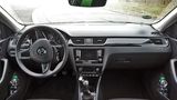 Das Cockpit des Skoda Rapid.