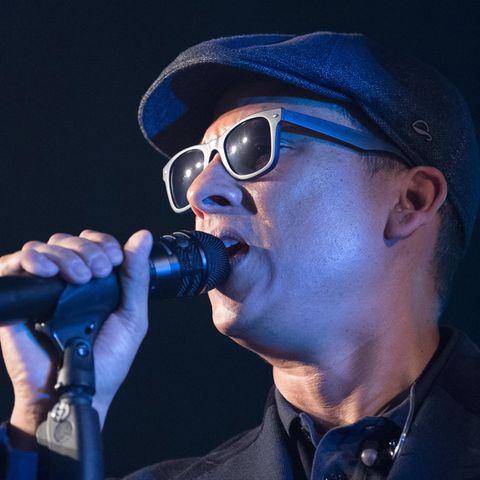 Der Sänger Xavier Naidoo wird für seinen neuen Song mit den Söhnen Mannheims stark angefeindet