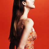 Der Badeanzug von Margaret & Hermione ist aus recycelten Fischernetzen gefertigt