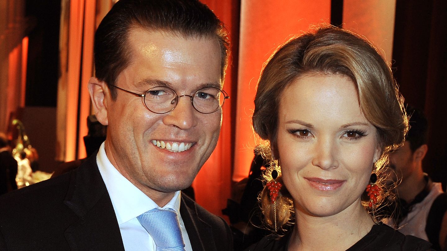 Karl-Theodor zu Guttenberg mit Ehefrau Stefanie Karl-Theodor zu Guttenberg mit Ehefrau Stefanie