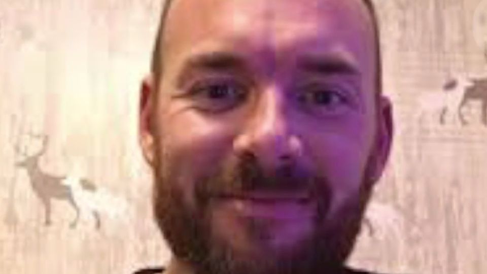 Unvorsichtiges Bild: Baldiger Bräutigam postet Selfie - das hat ein böses Nachspiel