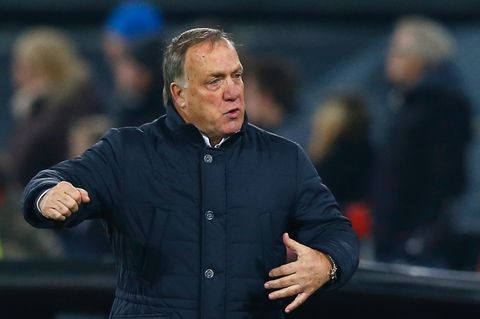 Dick Advocaat coacht seine Mannschaft