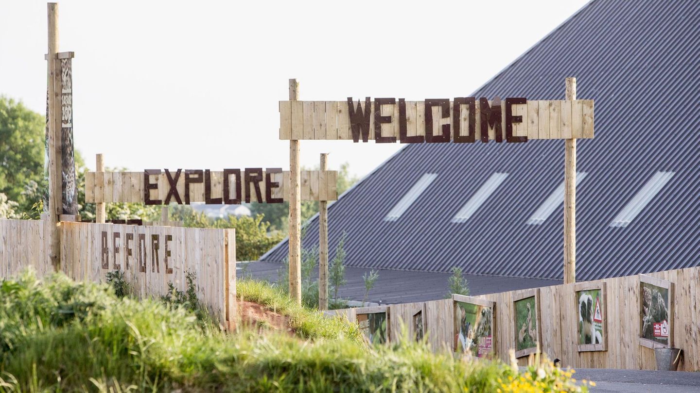 Der Eingang des South Lakes Safari Zoos in England