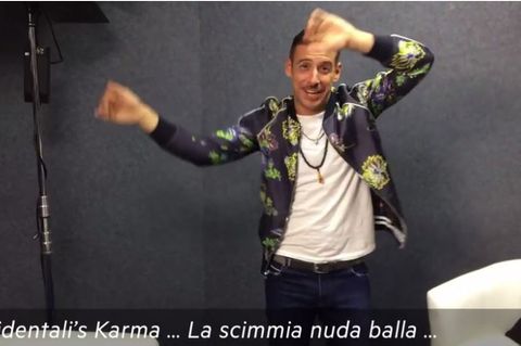 ESC-Favorit im Interview: "Herr Gabbani, warum tanzt ein nackter Affe mit Ihnen auf der Bühne?"