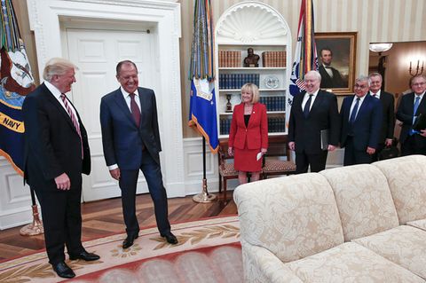 Donald Trump Oval Office