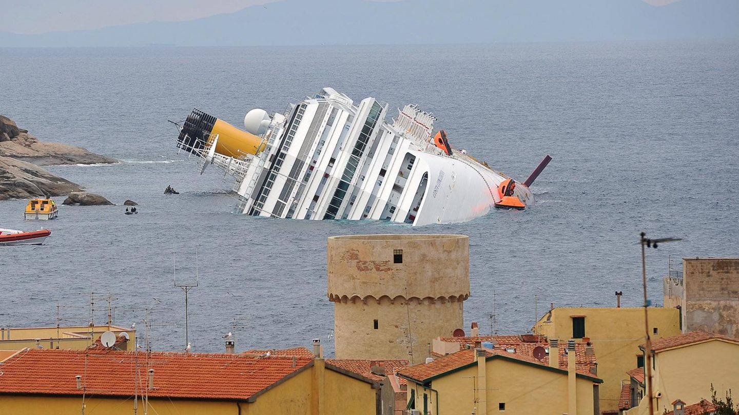 Die Costa Concordia sank im Januar 2012