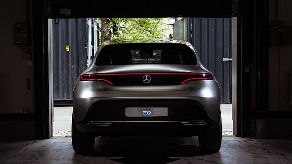 Mercedes Concept EQ - Design aufs nötigste beschränkt
