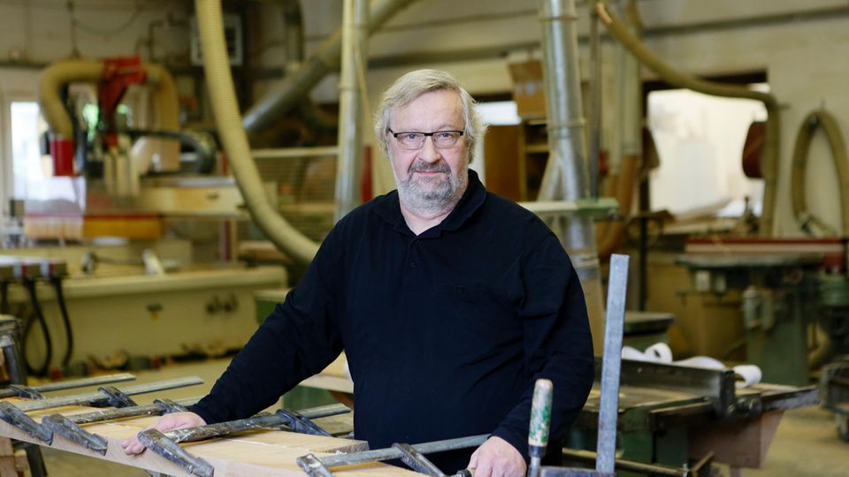 Elbphilharmonie Hamburg: Treppenbauer Michael Glunz, ein Meister der angewandten Scalalogie. Treppenbauer Michael Glunz, ein Meister der angewandten Scalalogie.