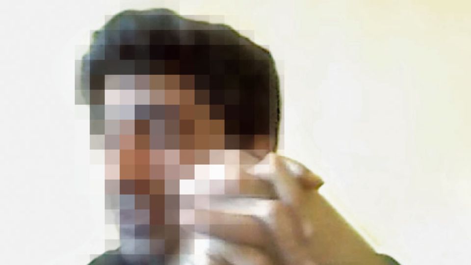 Milliardär Erwin Müller: "Dieser Müller, was soll ich sagen?" Das waren die Worte des Lagerarbeiters Ahmet Harmanci in seinem Abschiedsvideo. Harmanci kämpfte für einen Betriebsrat. Er verlor seinen Job – später nahm er sich das Leben. "Dieser Müller, was soll ich sagen?" Das waren die Worte des Lagerarbeiters Ahmet Harmanci in seinem Abschiedsvideo. Harmanci kämpfte für einen Betriebsrat. Er verlor seinen Job – später nahm er sich das Leben.