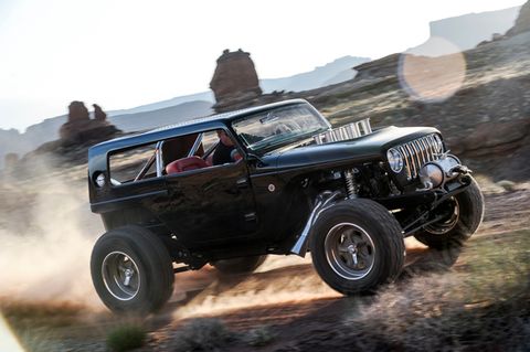 Beim Frühjahrsfest der Jeep-Enthusiasten im Wüstennest Moab im US-Bundesstaat Utah zeigt die US-Geländewagen-Marke drei spektakuläre Konzeptfahrzeuge, die auf die kommende Wrangler-Generation abfärben werden.