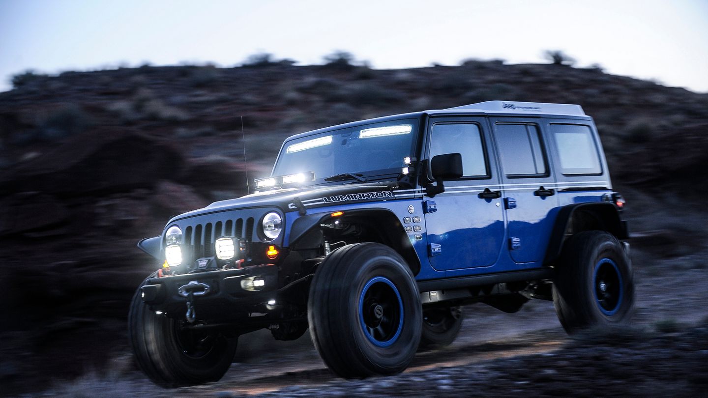 Der Dritte im Jeep-Prototypen-Bunde ist der "Luminator", der sich durch ausgefeilte LED-Lichttechnik auszeichnet.