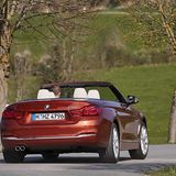 In hart genommenen Kurven ist eine leichte Wankneigung festzustellen