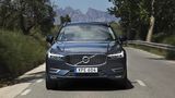 Optisch verändert in der Frontansicht des Volvo XC60 wurde vor allem das Tagfahrlicht: Thorsten Hammer