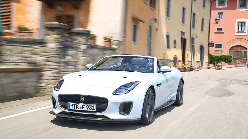 Jaguar F Type 400 Sport Cabrio AWD - offen wie geschlossen ein Spaßmacher