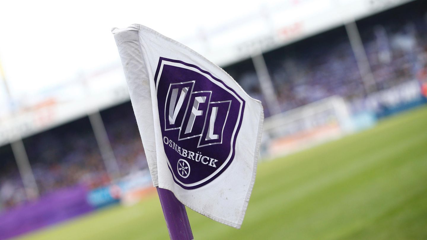 Eckefahne im Stadion des VfL Osnabrück: Drei Spieler des Clubs stehen unter Manipulationsverdacht