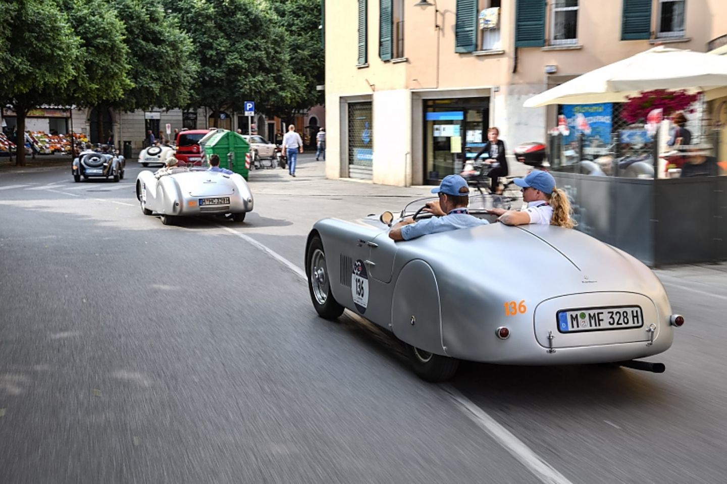 Die pfeilschnellen BMW-Rennroadster schrieben einst auf der Mille Miglia Renngeschichte.