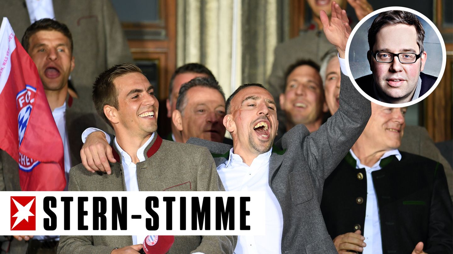 Die Meisterfeier des FC Bayern München: inszeniert und humorfrei , findet Phillip Köster
