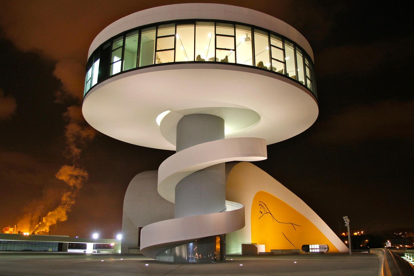 Centro Niemeyer Centro Niemeyer