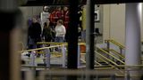 Geschockte Menschen am Bahnhof Victoria Station nahe der Manchester Arena