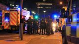 Einsatzbesprechung der angerückten Polizeikräfte