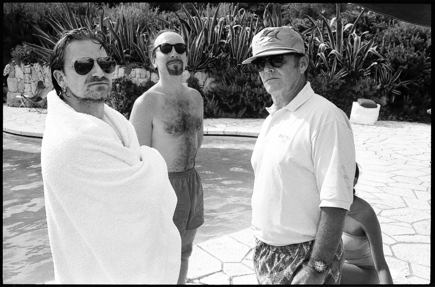 Mario Testino, Helmut Newton, Jean Pigozzi Ausstellung in Berlin Bono, The Edge und Jack Nicholson 1994 in Cap d'Antibes