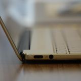 Geladen wird das Matebook X via USB-C.