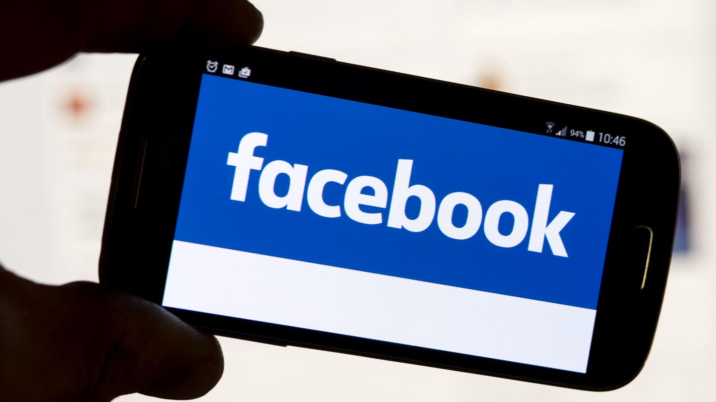 Facebook auf Handy