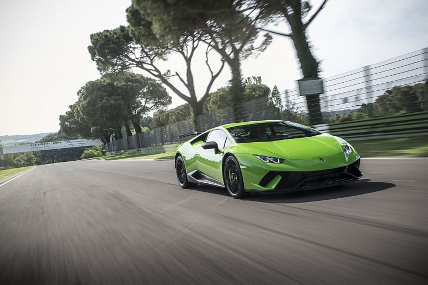 Lamborghini Huracan Performante - perfekt auf der Rennstrecke