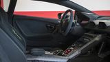 Der Innenraum des Lamborghini Huracan Performante