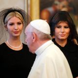 First Lady Melania Trump (47) (r.) und Donald Trumps Tochter Ivanka (35) bei Papst Franziskus