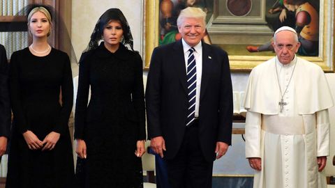 Ivanka Trump, Melania Trump, Donald Trump und Papst Franziskus (v.l.)