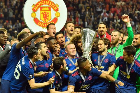 Durch einen 2:0-Sieg gegen Ajax Amsterdam sicherte sich Manchester United den Pokal der Fußball-Europa-League