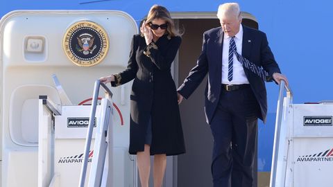 Donald und Melania Trump steigen in Rom aus der Air Force One aus