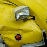 Citroen 2CV aus "In tödlicher Missio"n - sogar Einschusslöcher sind zu sehen (Bild Viehmann)