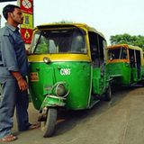 Tuk Tuk - auch ein solches Fahrzeug fuhr James Bond im Film "Octopussy" (Bild Archiv)